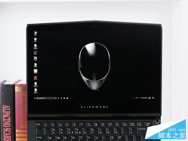 Alienware 13 R3值得买吗？Alienware 13 R3游戏本深度图解评测