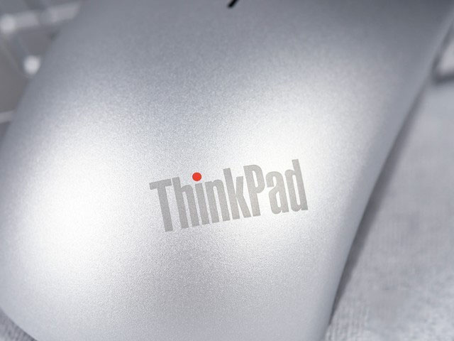 ThinkPad藍(lán)光鼠標(biāo)好用嗎 ThinkPad藍(lán)光鼠標(biāo)雙模版詳細(xì)評測