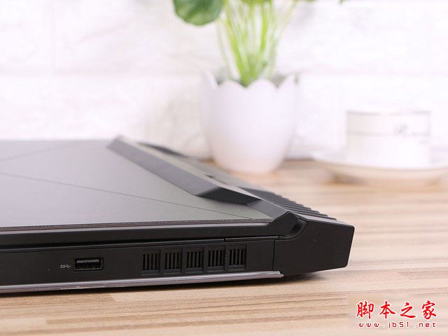 Alienware 17值得买吗？2017新款17吋外星人笔记本全面深度评测