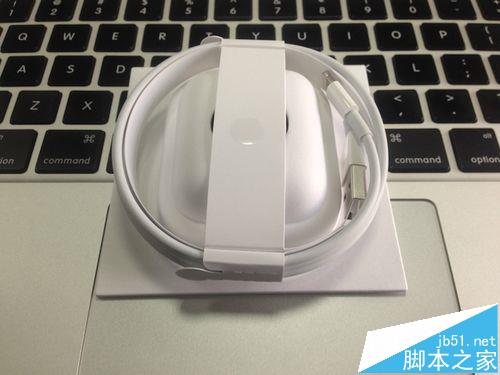 airpods無線耳機怎么充電? airpods充電盒充電的方法