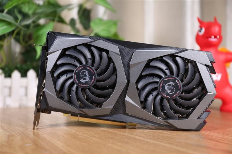 微星GTX 1660Ti魔龍和XFX RX590顯卡區(qū)別對(duì)比評(píng)測(cè)