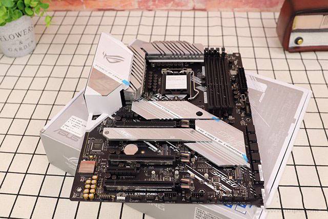 十代i7-10700K/Z490/RTX2070S愛(ài)國(guó)者破曉X組裝電腦介紹