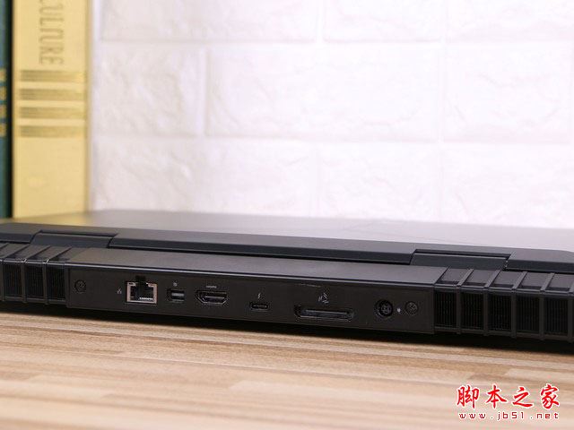 Alienware 17值得买吗？2017新款17吋外星人笔记本全面深度评测