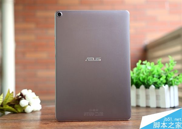 华硕ZenPad 3S 10平板电脑图赏:全球最窄边框