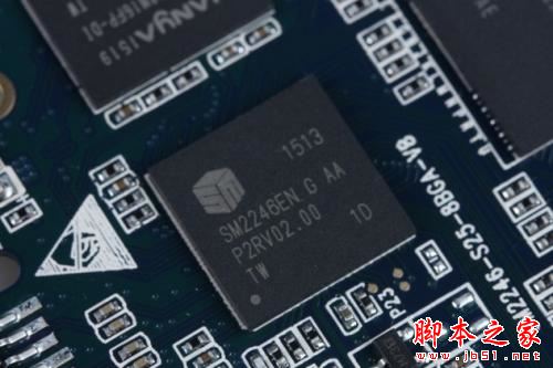 SSD是什么？SSD固态硬盘内部结构详解