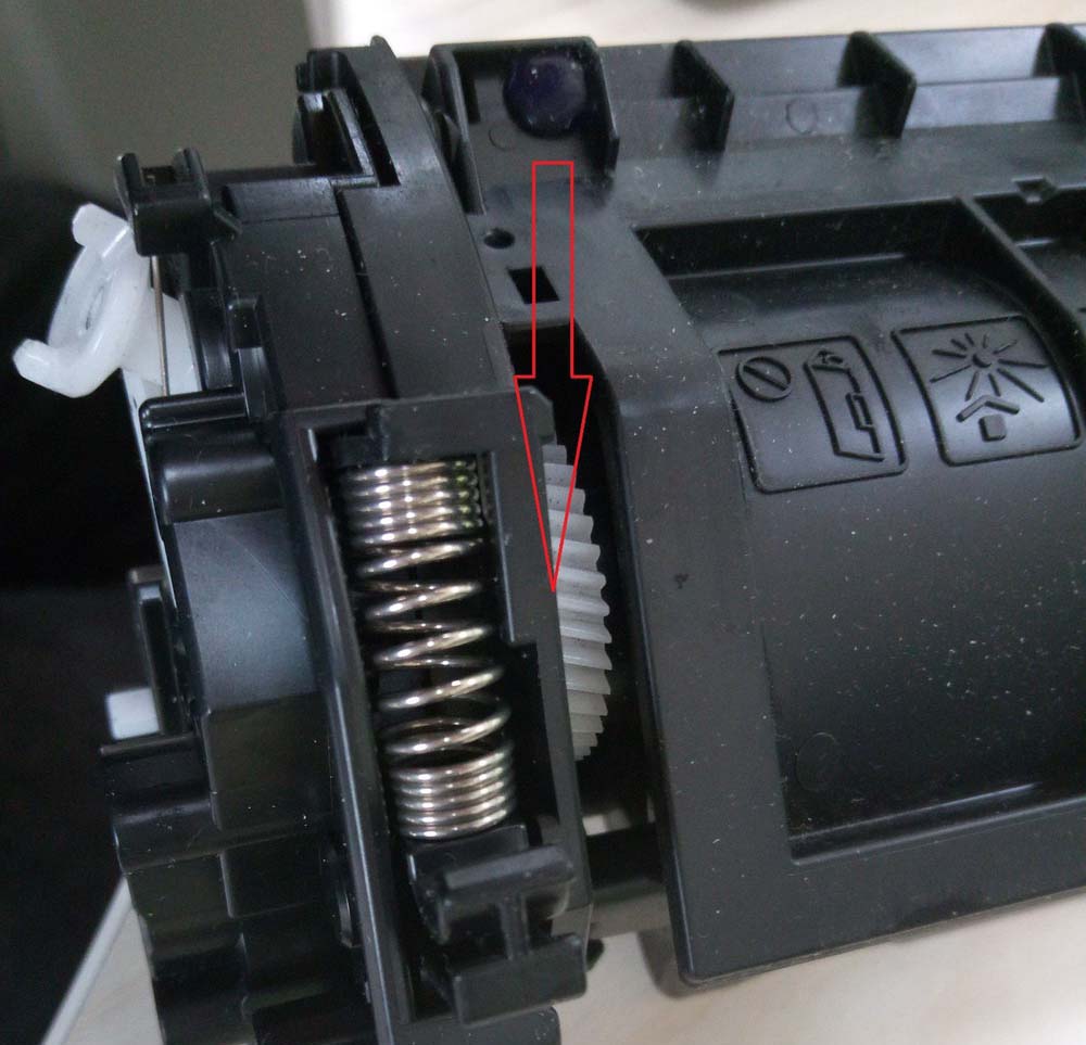 惠普M227激光打印機(jī)硒鼓怎么加粉?