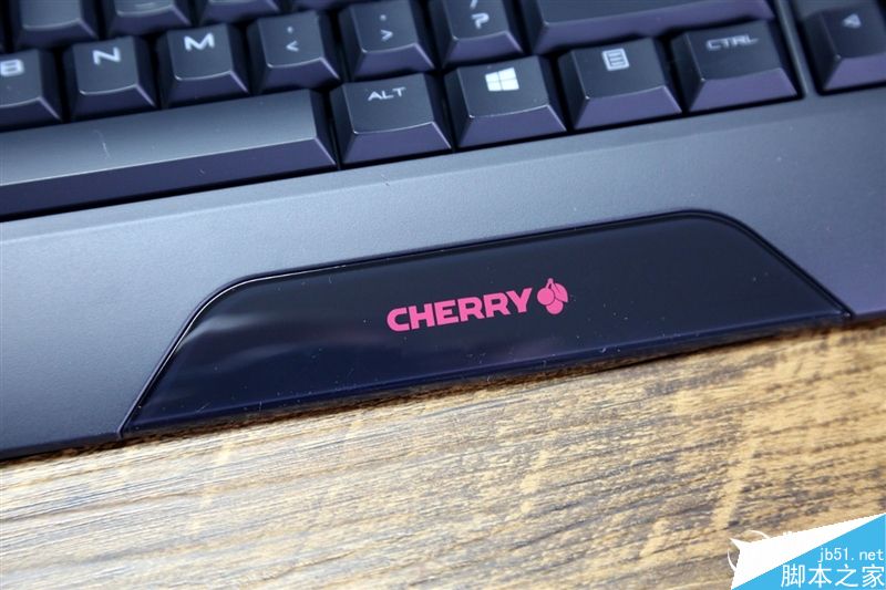 1399元价格值得买吗?Cherry MX Board 9.0机械键盘评测