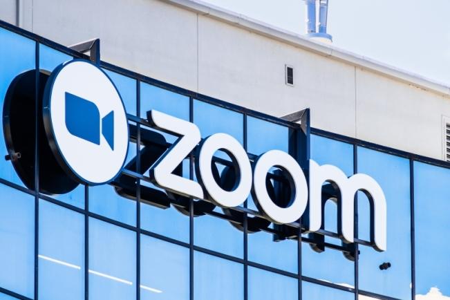 Zoom的“漏洞”圍城，從新增用戶1.9億到股價(jià)下跌16%