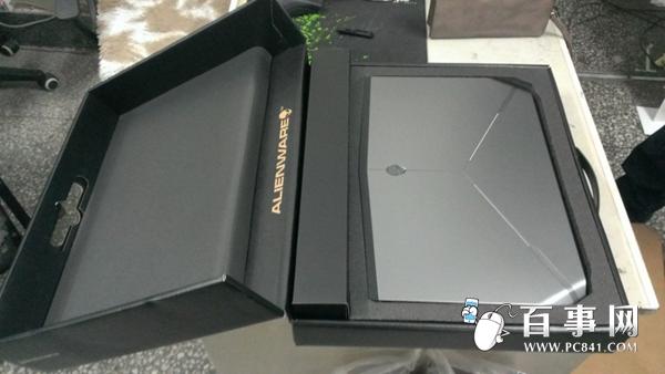 游戲霸主國行新alienware15開箱3