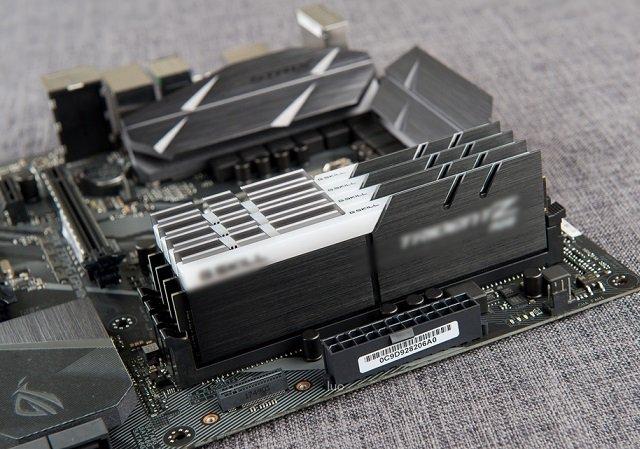 DDR4 2400和3000區(qū)別大嗎 低頻和高頻內存性能差距對比